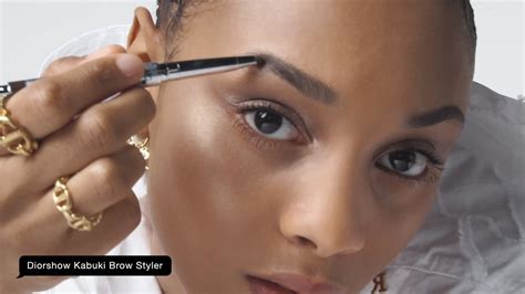 dior diorshow kabuki brow styler